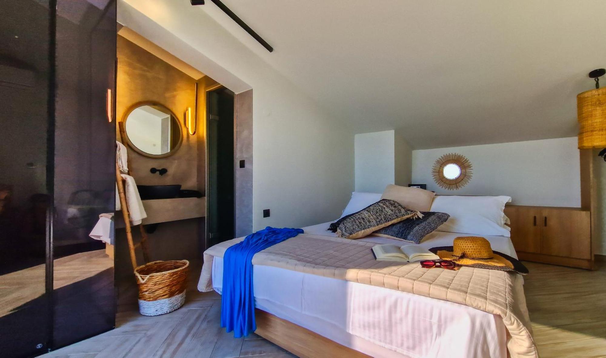 Onar Sarti Luxury Living Apartment Room photo